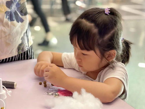 紅me南翔印象城黨群服務站匠心坊首場活動 數據處理與存儲支持服務開啟便民新篇章